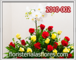 Rosas con orquideas especial para regalar flores a domicilio en guatemala
